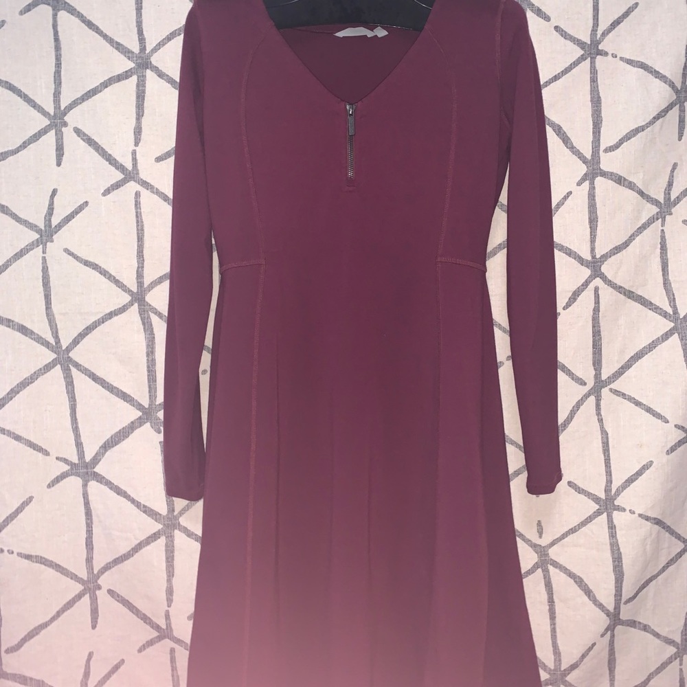 Athleta maroon dress